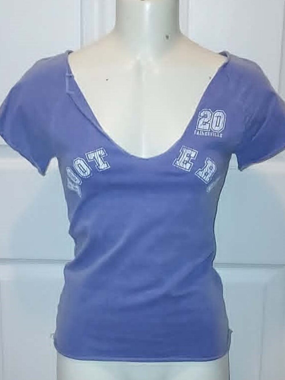 HOOTERS RETRO SHIRT Push Up Deep V Gainesville Avalon Apparel M TIGHT *Cleavage*